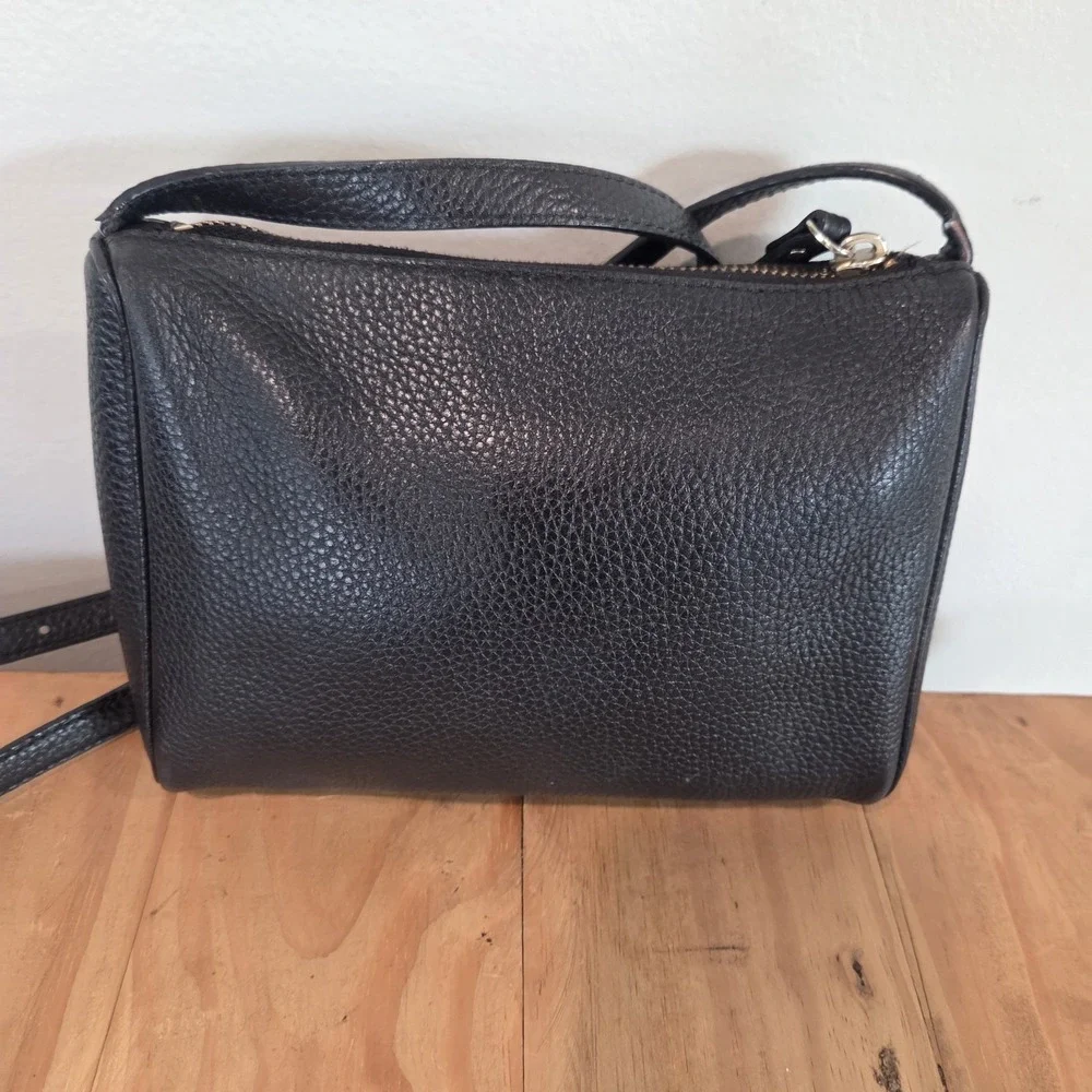 Kate Spade New York Black Pebbled Leather Crossbody Shoulder Bag Gold Zip Purse